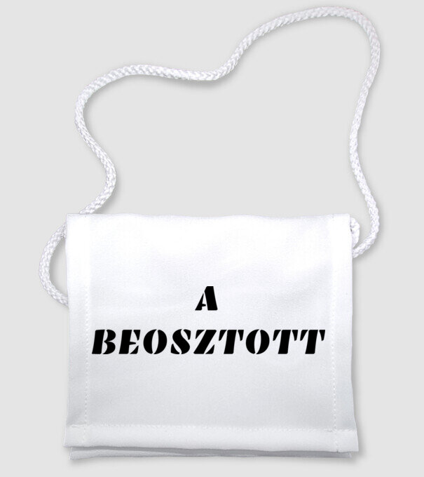 minta fehér pólón
