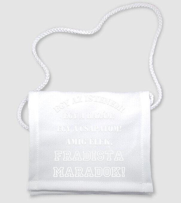  minta fehér pólón