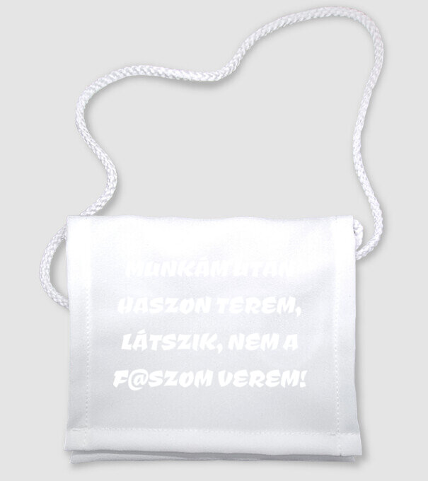  minta fehér pólón