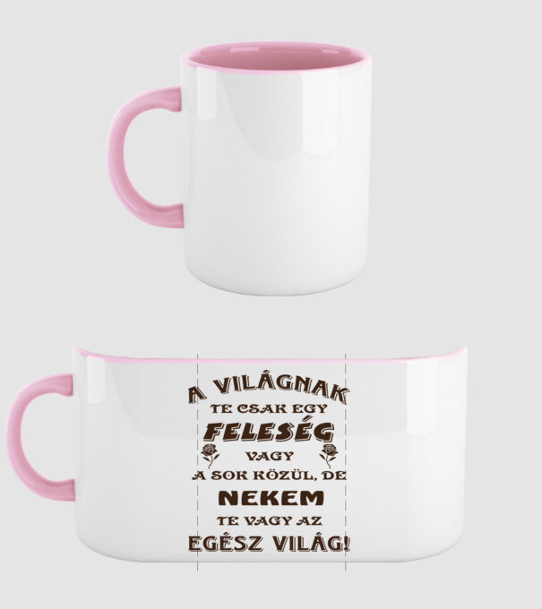  minta világos rózsaszín pólón