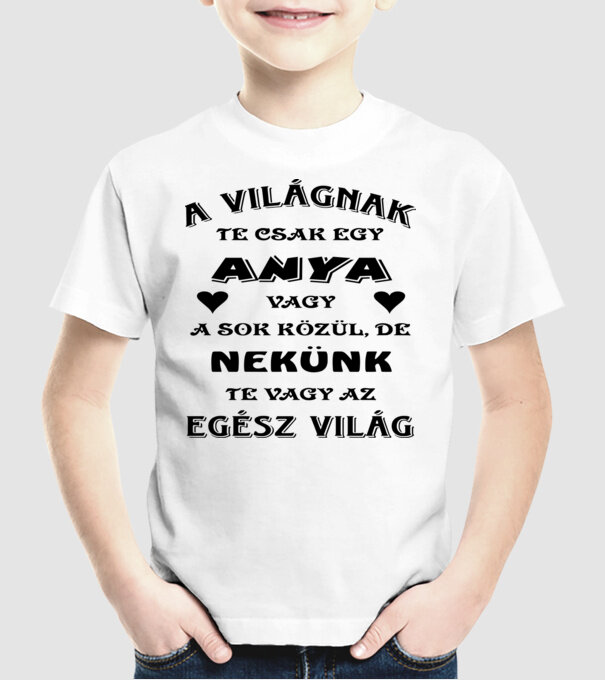  minta fehér pólón