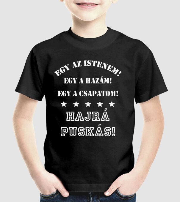  minta fekete pólón