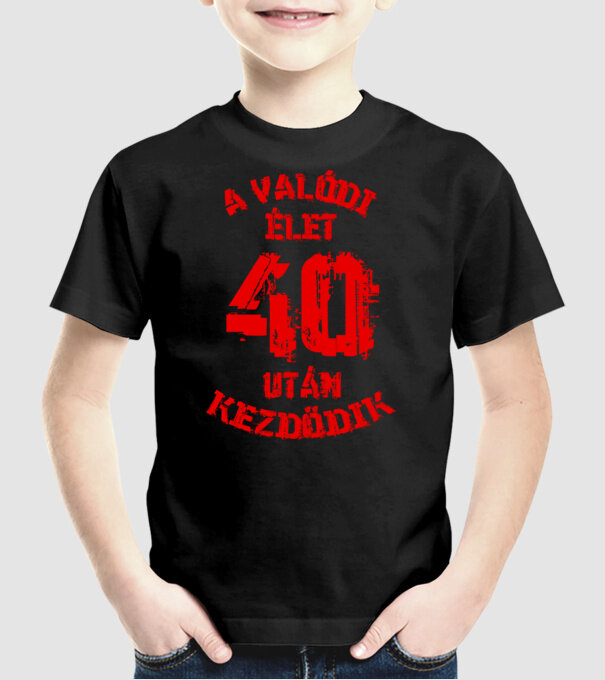  minta fekete pólón