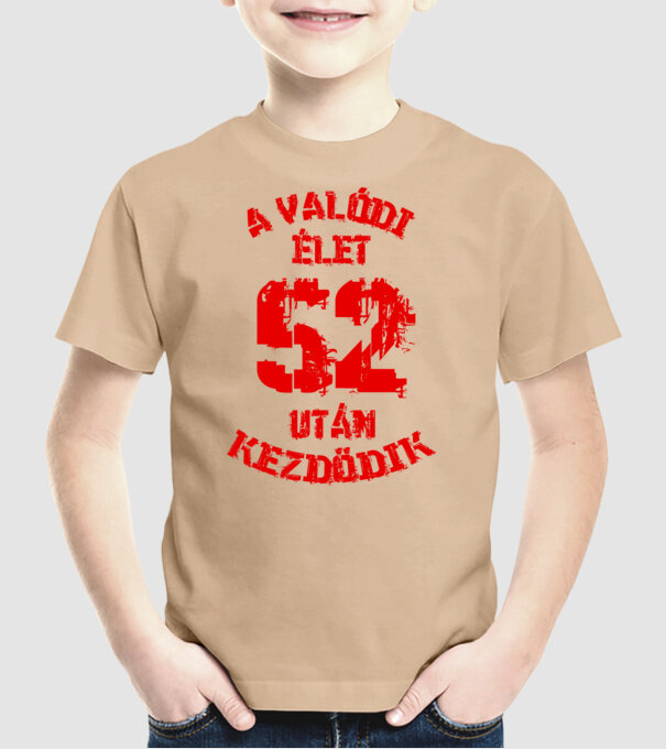  minta homokszín pólón