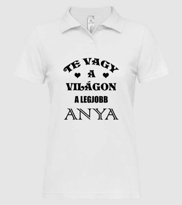  minta fehér pólón