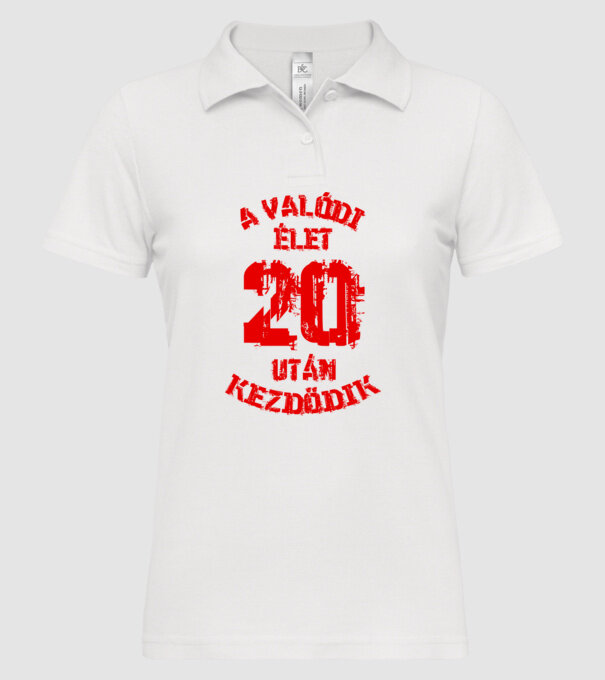  minta fehér pólón