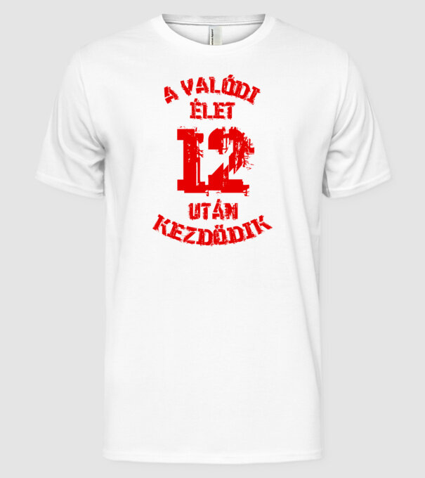  minta fehér pólón