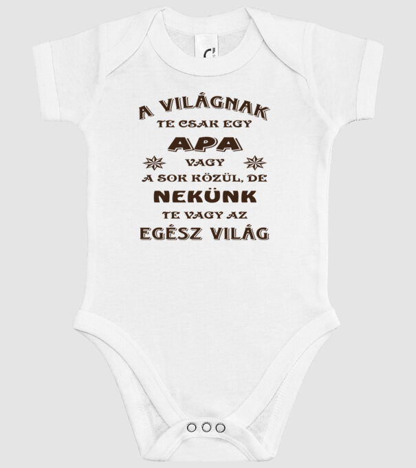  minta fehér pólón