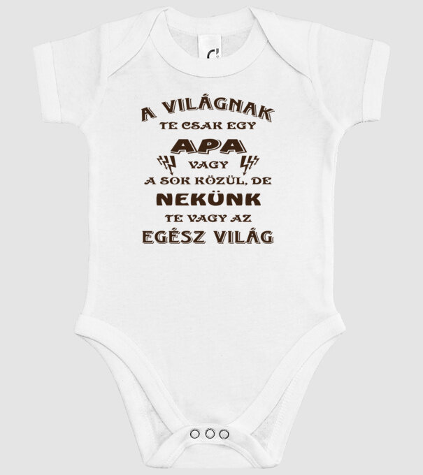  minta fehér pólón