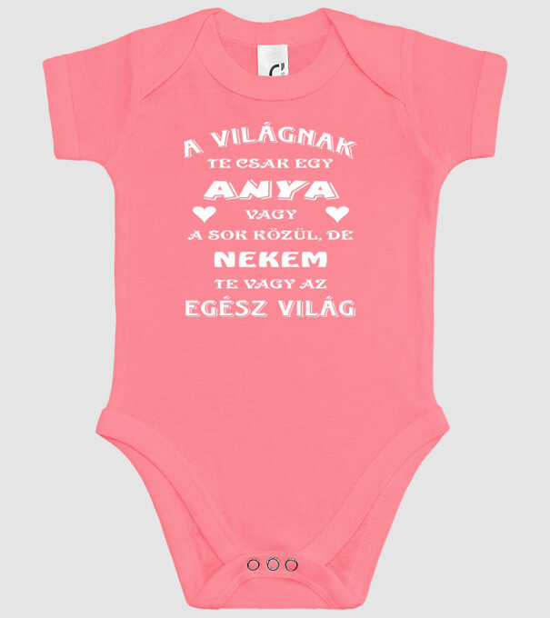  minta rózsaszín pólón