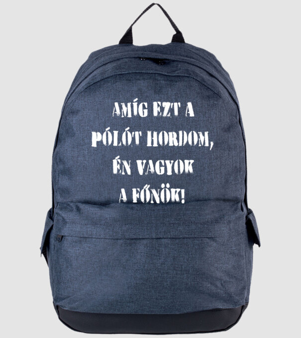  minta farmerkék pólón