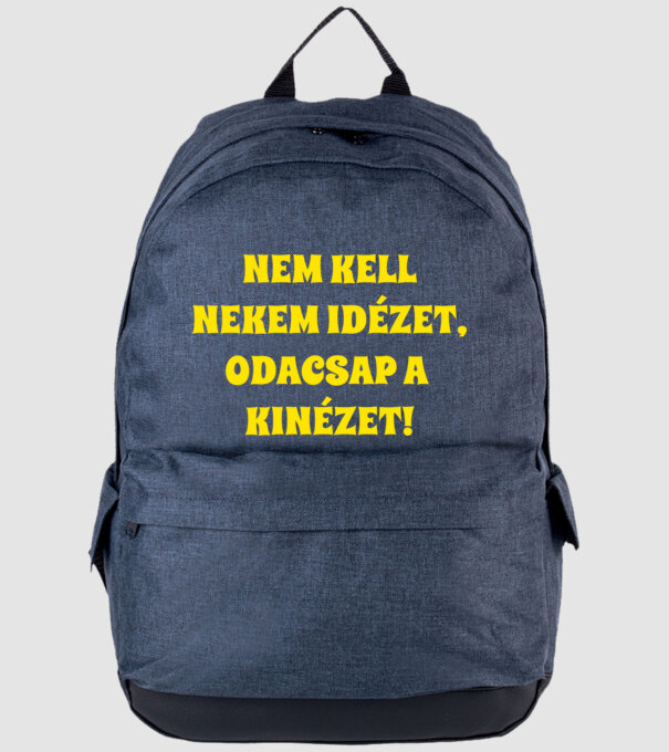  minta farmerkék pólón