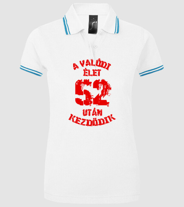  minta fehér pólón
