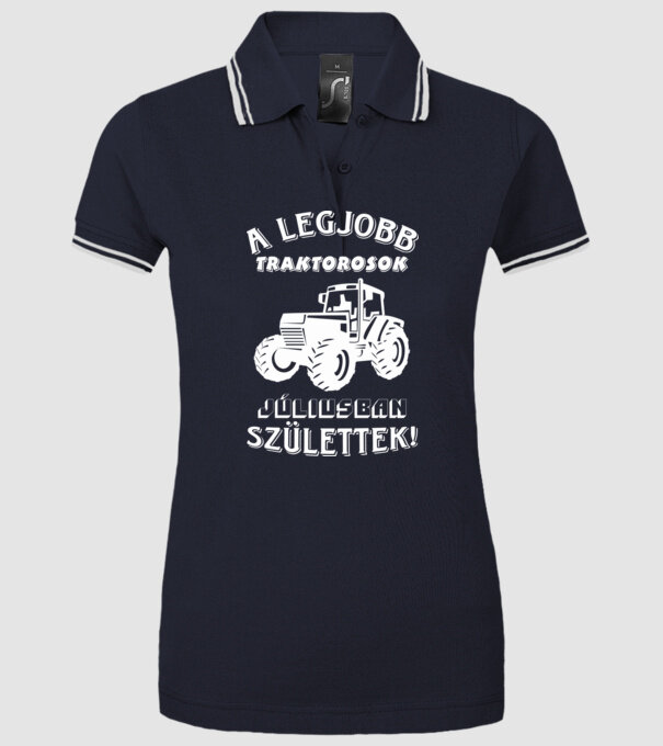  minta sötétkék pólón