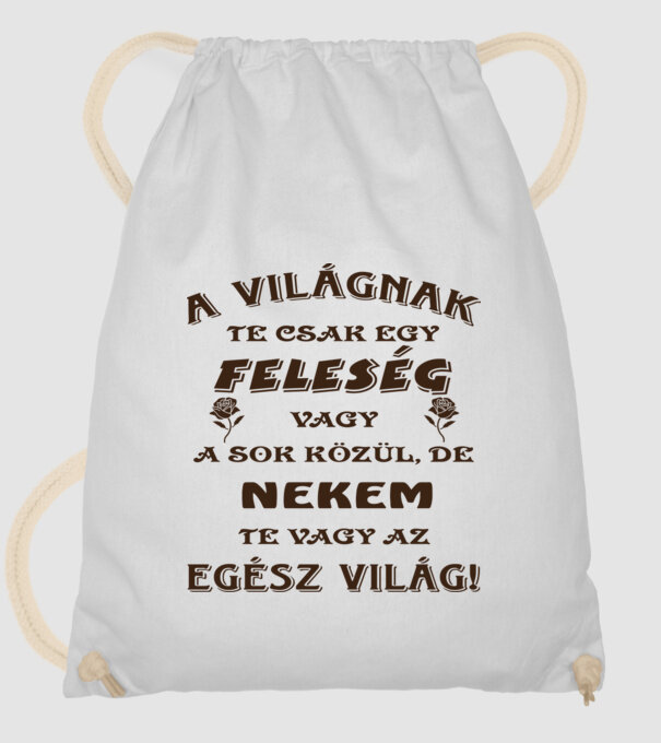  minta fehér pólón