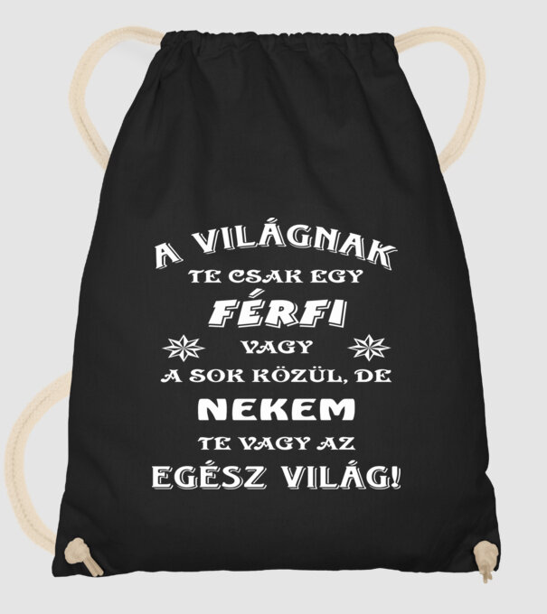  minta fekete pólón