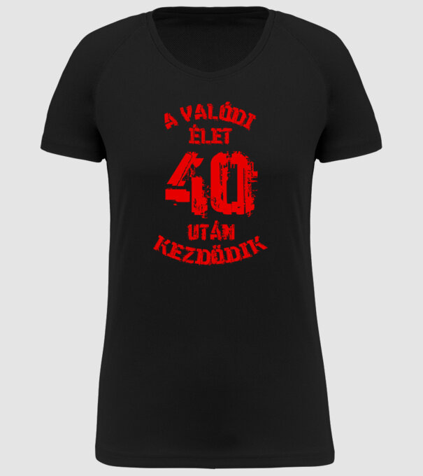  minta fekete pólón
