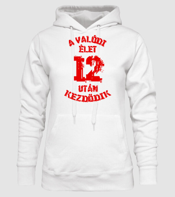  minta fehér pólón