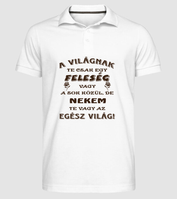  minta fehér pólón