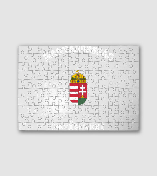  minta fehér pólón