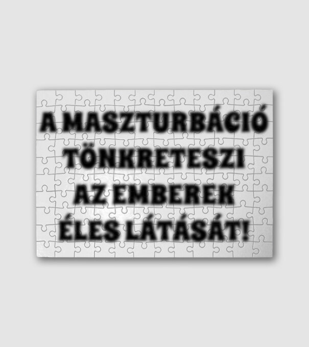  minta fehér pólón