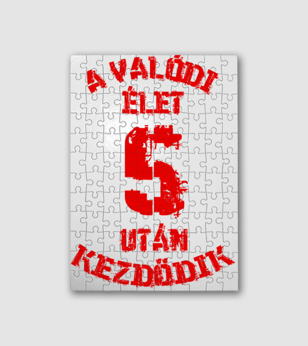  minta fehér pólón