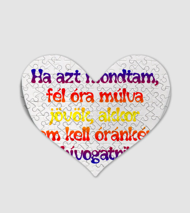  minta fehér pólón