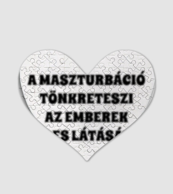  minta fehér pólón