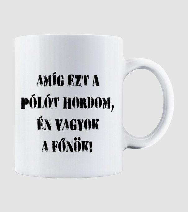  minta fehér pólón