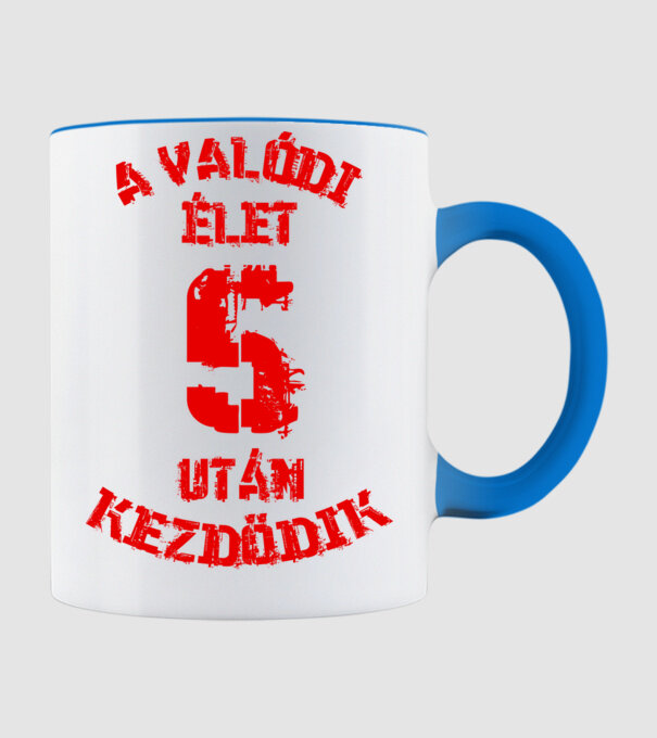  minta világoskék pólón