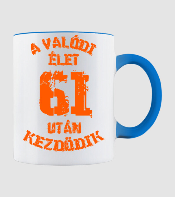  minta világoskék pólón