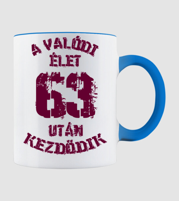  minta világoskék pólón