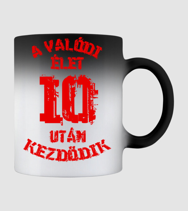  minta fekete pólón