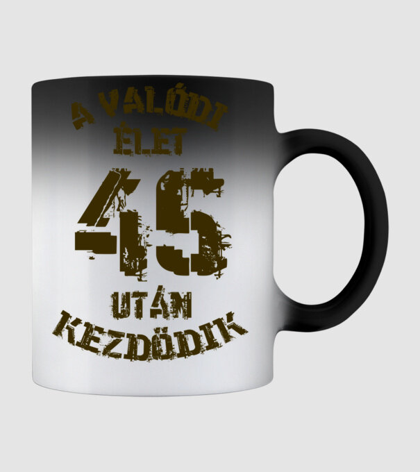  minta fekete pólón